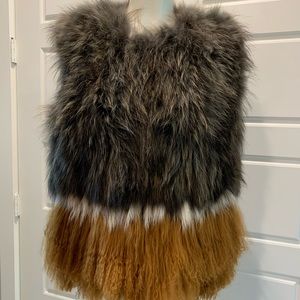 MILA FURS Tri Color Fur Vest Size Large